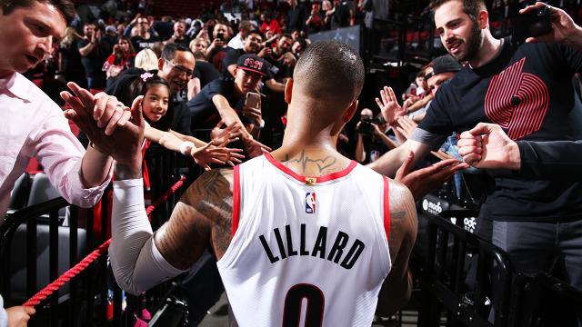 1624863048420001848.jpg lillard fans.jpg